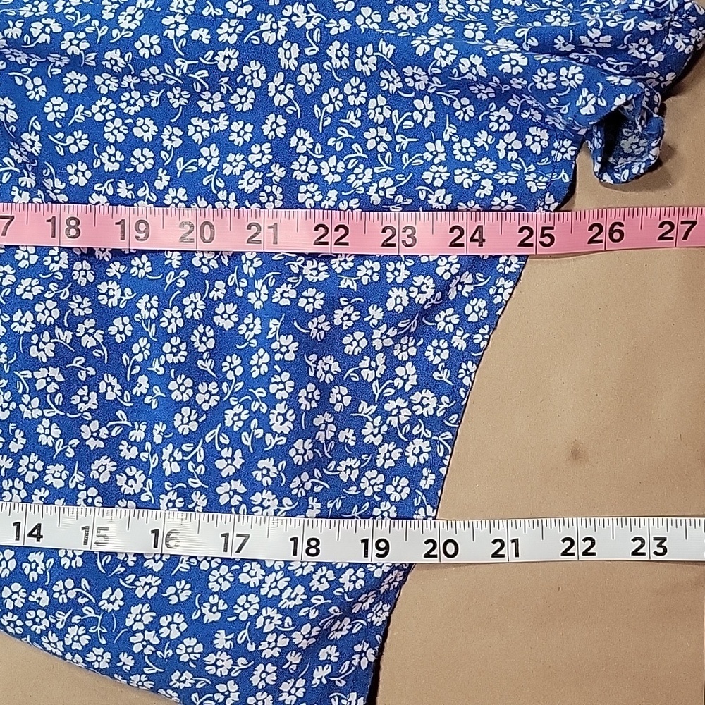 H&M DIvided Size M Blue White Floral Halter Top Shorts Romper, Exc. Used Cond. - Picture 9 of 13